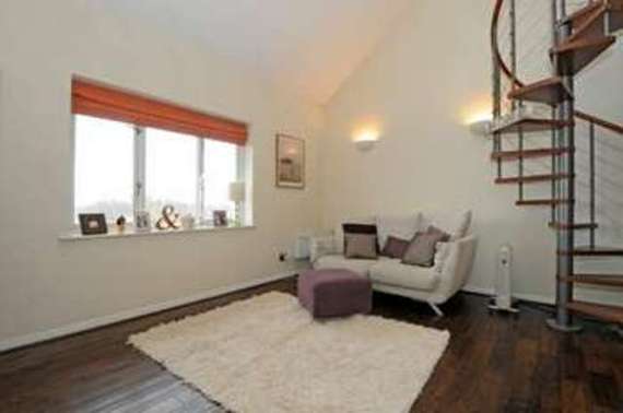 2 bedroom Flat to re...